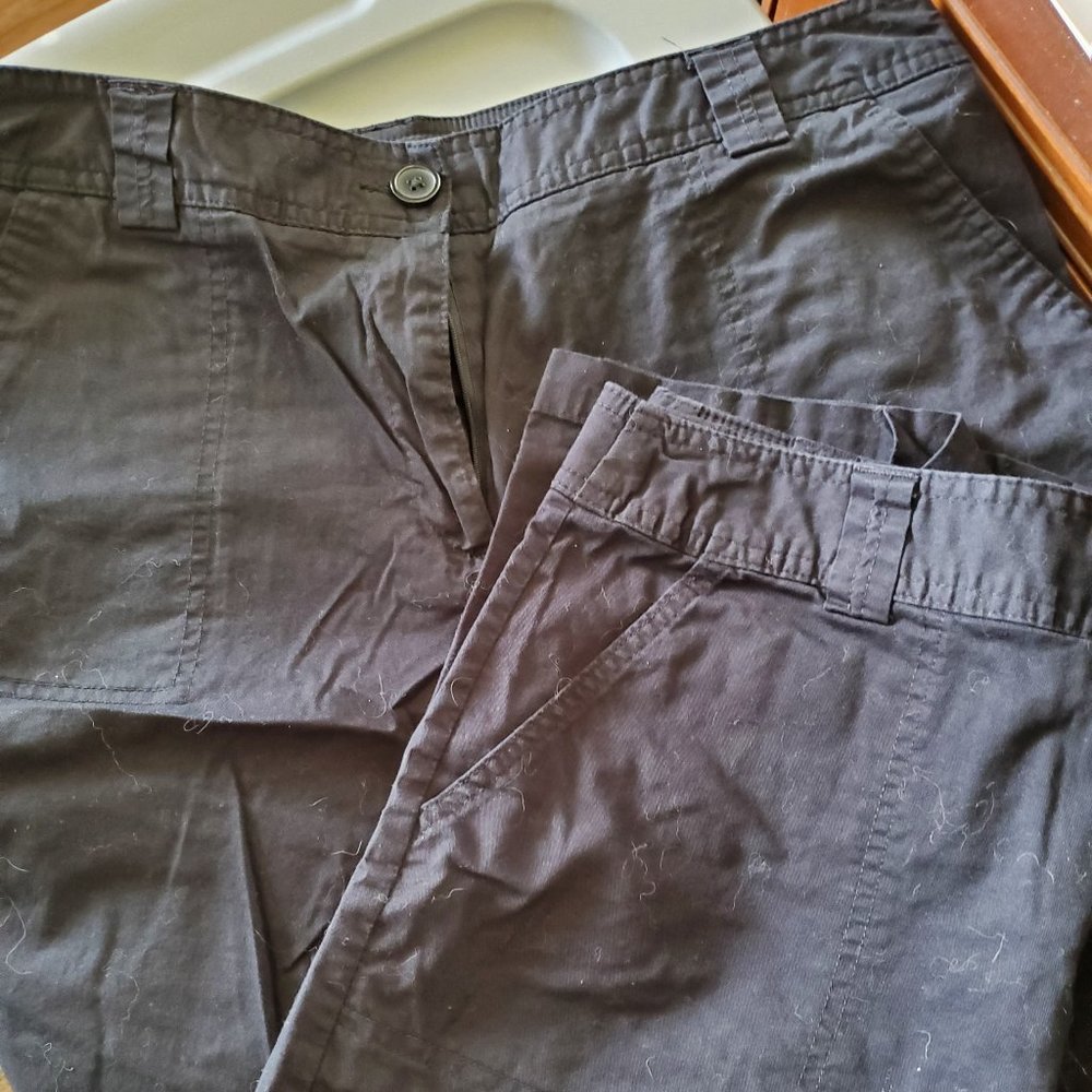 White Stag black shorts and capris, size 14